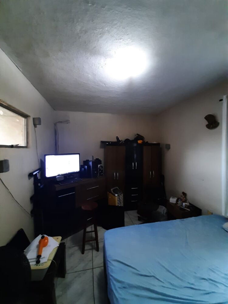 Casa à venda com 3 quartos - Foto 2