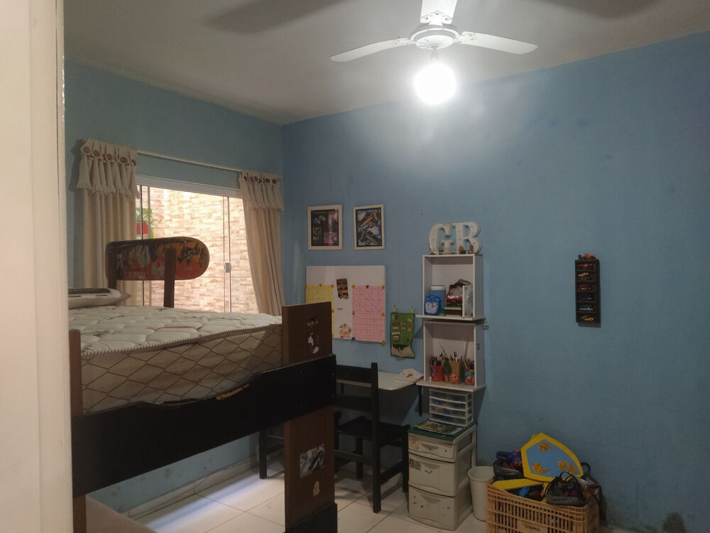 Casa à venda com 3 quartos - Foto 1