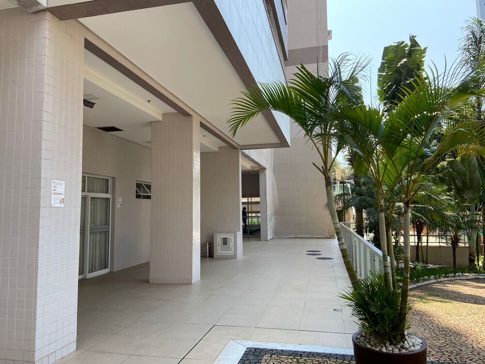 Apartamento à venda com 2 quartos, 70m² - Foto 4