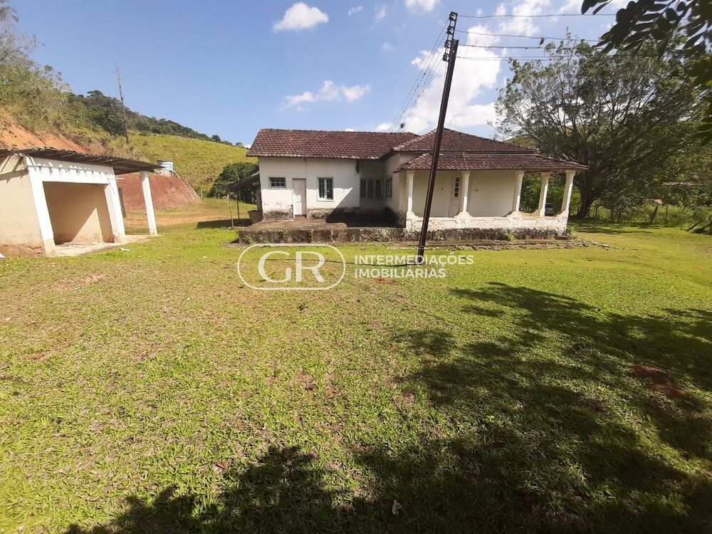 Fazenda à venda com 3 quartos - Foto 1