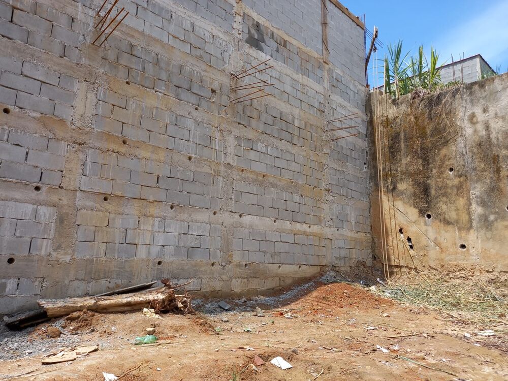 Terreno, 300 m² - Foto 2