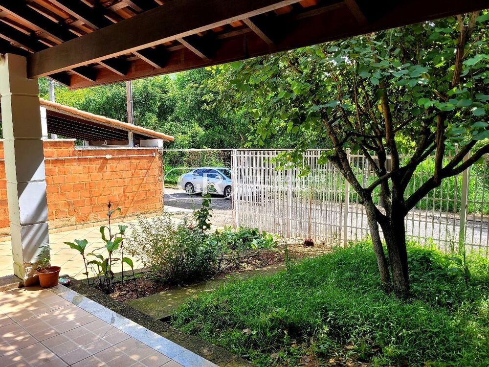 Casa, 3 quartos, 74 m² - Foto 2