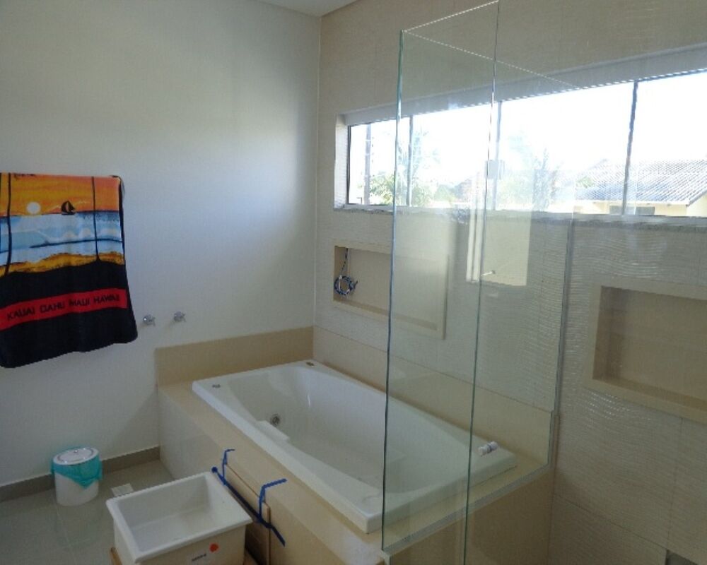 Casa à venda com 2 quartos, 300m² - Foto 18