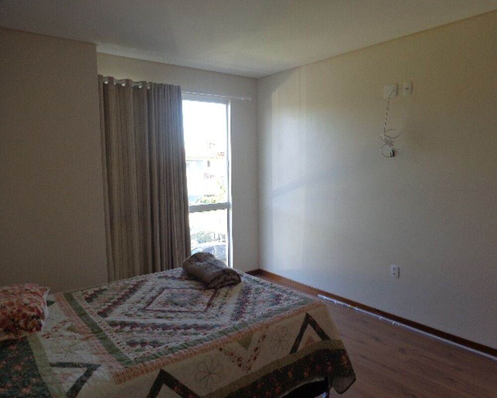 Casa à venda com 2 quartos, 300m² - Foto 20