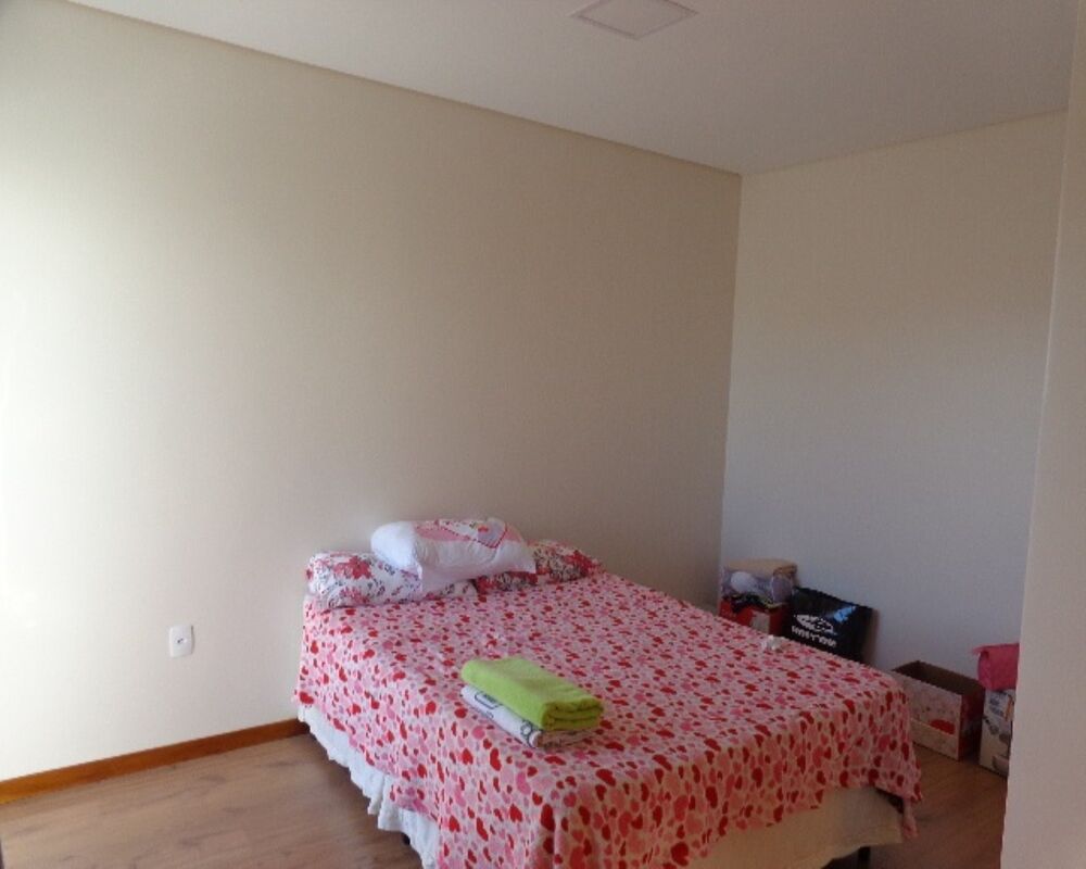 Casa à venda com 2 quartos, 300m² - Foto 15