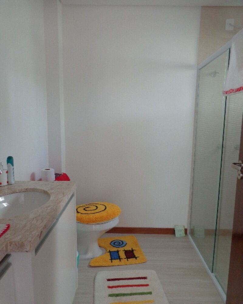 Casa à venda com 2 quartos, 300m² - Foto 8