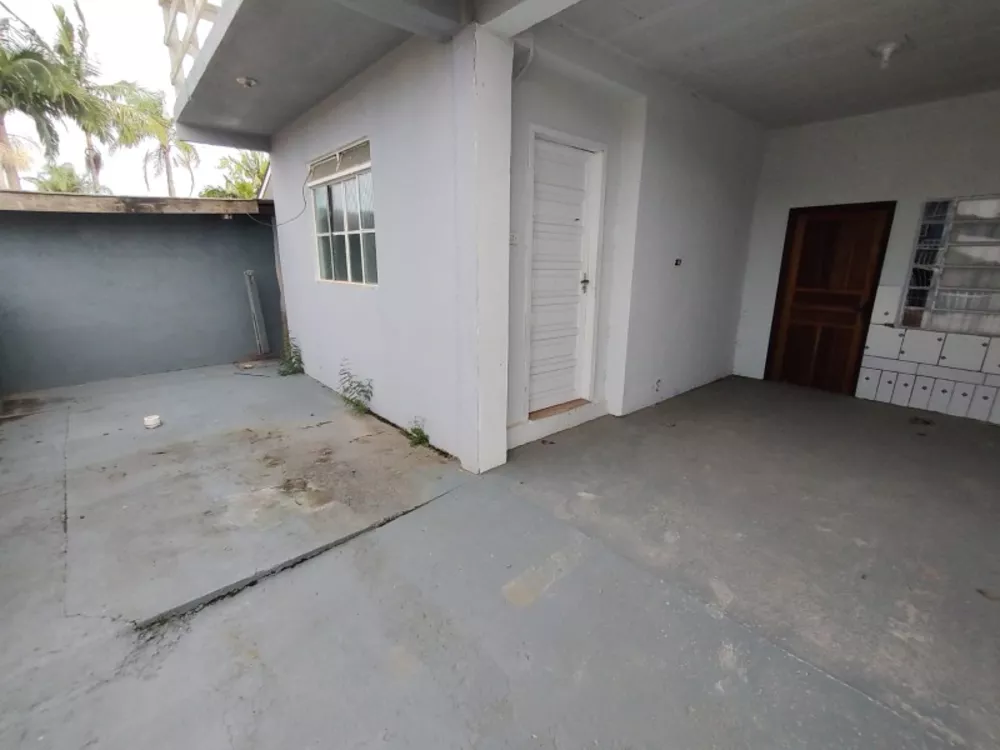 Casa, 4 quartos, 140 m² - Foto 1
