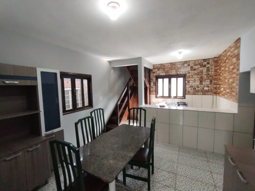 Casa, 4 quartos, 140 m² - Foto 2