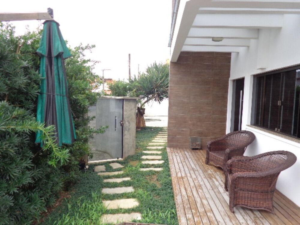 Casa à venda com 4 quartos - Foto 3
