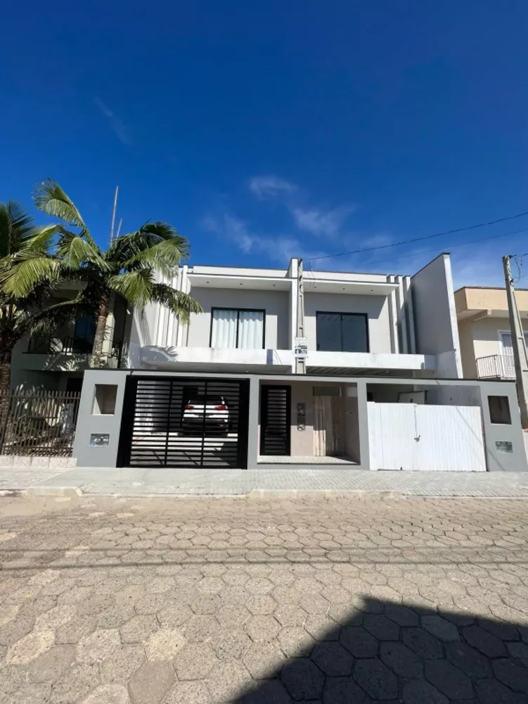Casa, 3 quartos, 130 m² - Foto 1