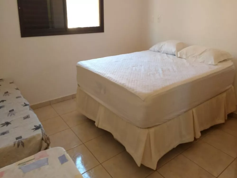 Casa, 4 quartos, 227 m² - Foto 3