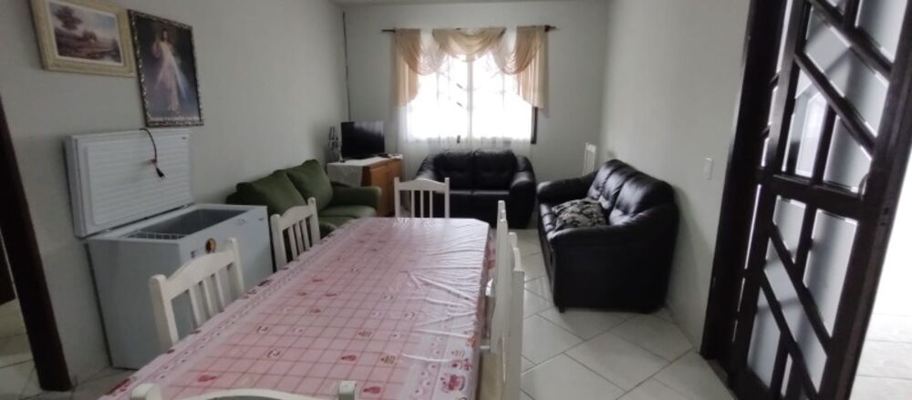 Casa à venda com 4 quartos, 220m² - Foto 14