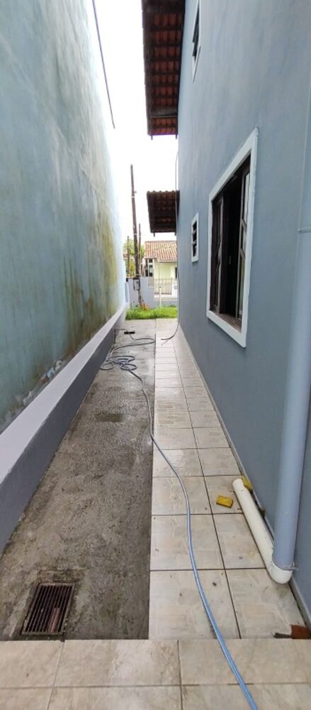 Casa à venda com 4 quartos, 220m² - Foto 3