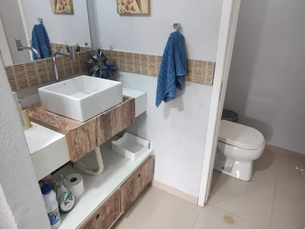 Casa, 4 quartos, 218 m² - Foto 2