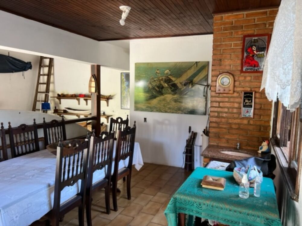 Casa à venda com 4 quartos, 150m² - Foto 11