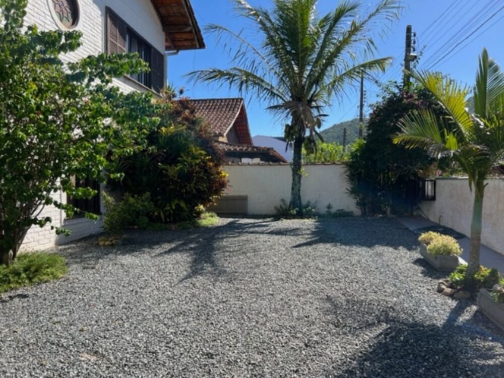 Casa à venda com 4 quartos, 150m² - Foto 16