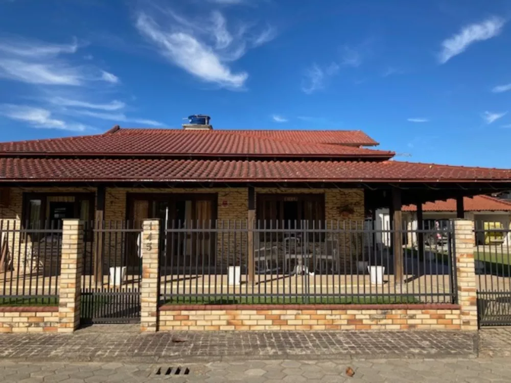 Casa, 5 quartos, 250 m² - Foto 2