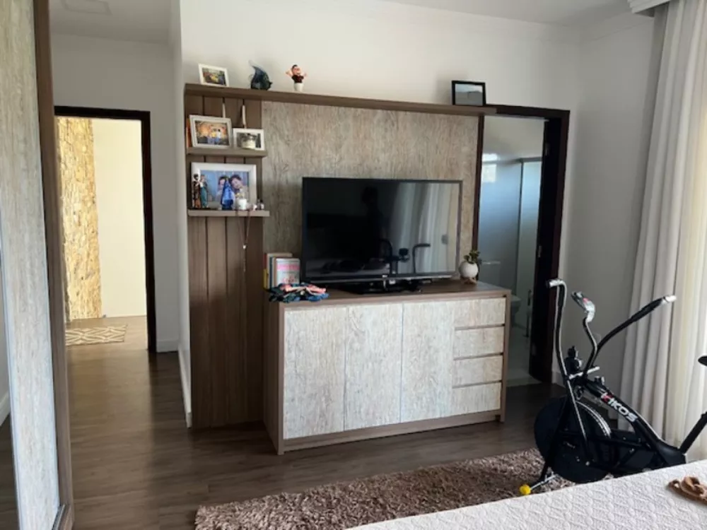 Casa, 5 quartos, 250 m² - Foto 5