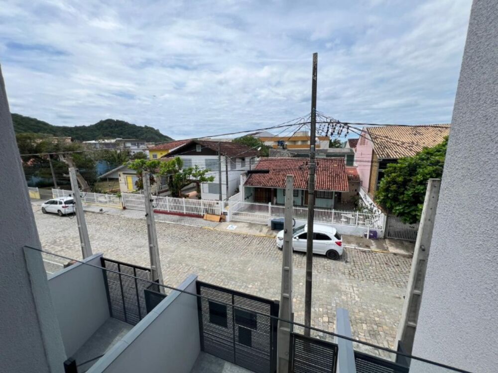 Casa à venda com 3 quartos, 100m² - Foto 19