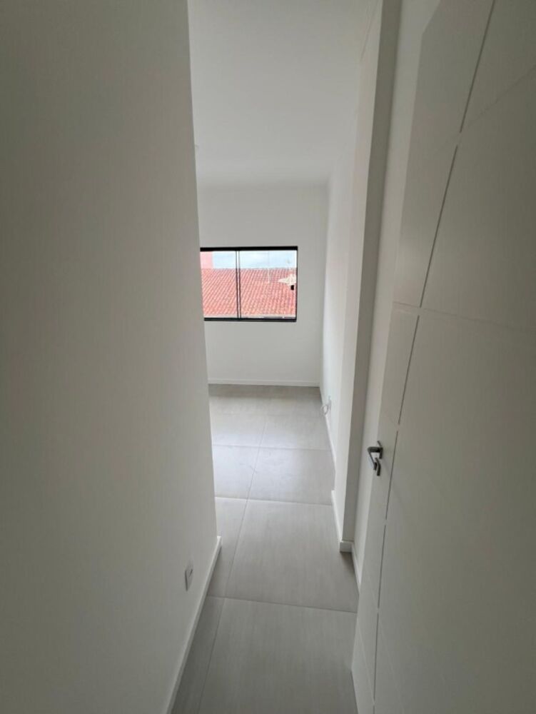 Casa à venda com 3 quartos, 100m² - Foto 17