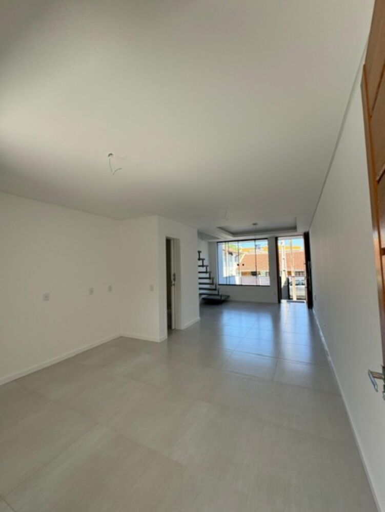 Casa à venda com 3 quartos, 100m² - Foto 13