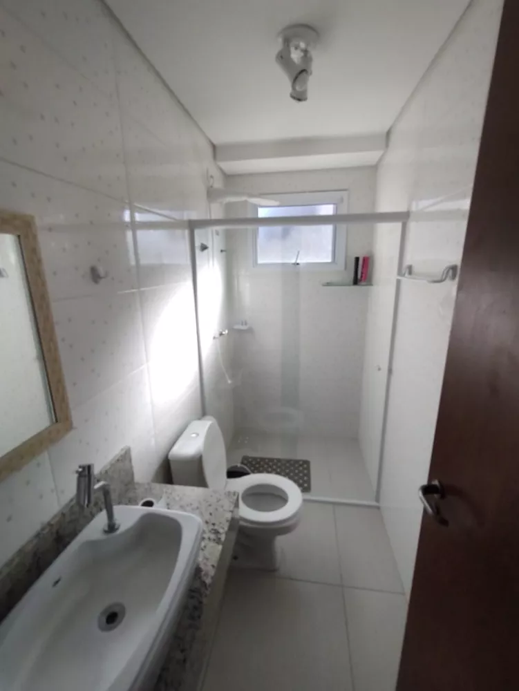Casa, 4 quartos, 227 m² - Foto 3
