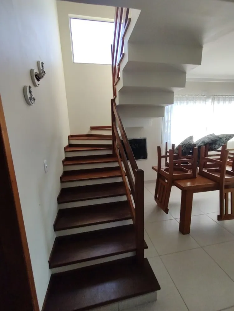 Casa, 4 quartos, 227 m² - Foto 6