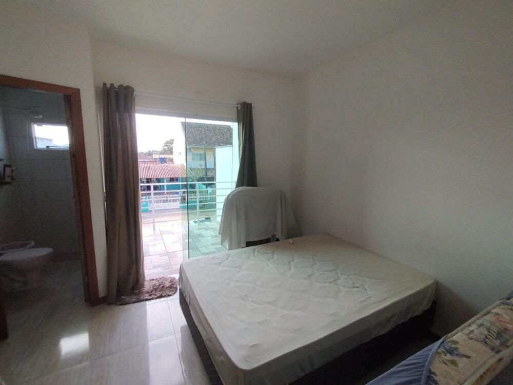 Casa à venda com 2 quartos, 130m² - Foto 13
