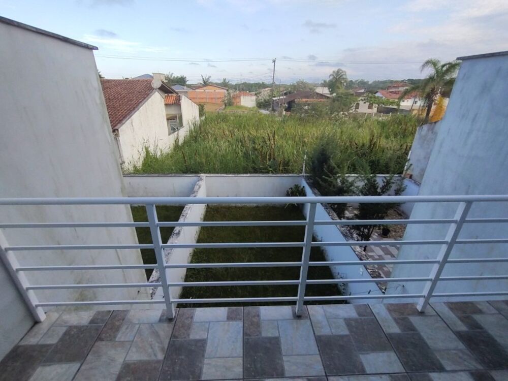 Casa à venda com 2 quartos, 130m² - Foto 11