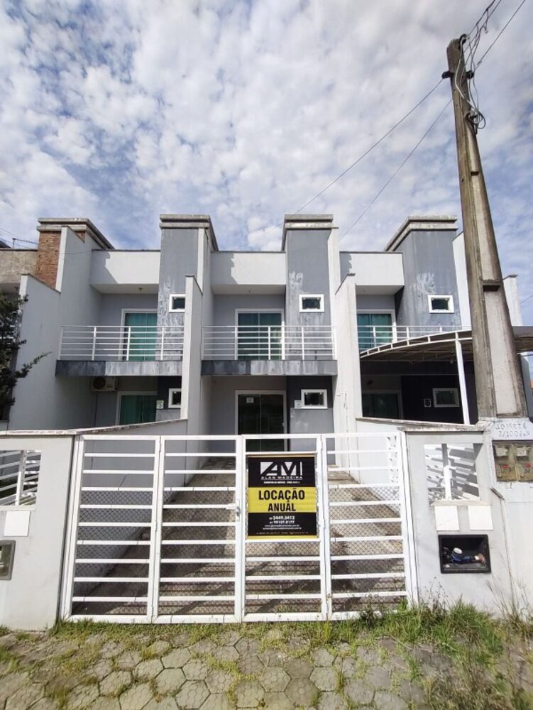 Casa à venda com 2 quartos, 130m² - Foto 19