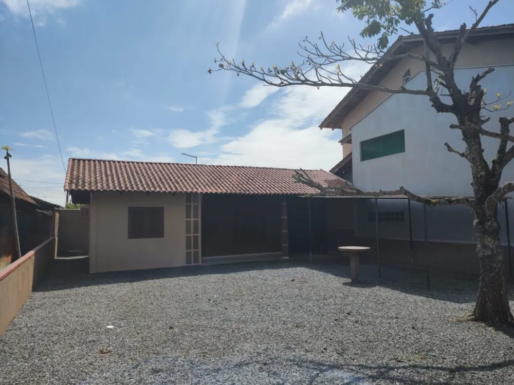 Casa, 2 quartos, 63 m² - Foto 1