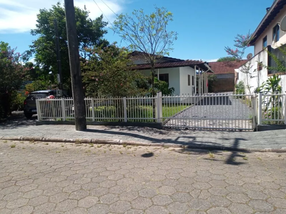 Casa, 4 quartos, 150 m² - Foto 1