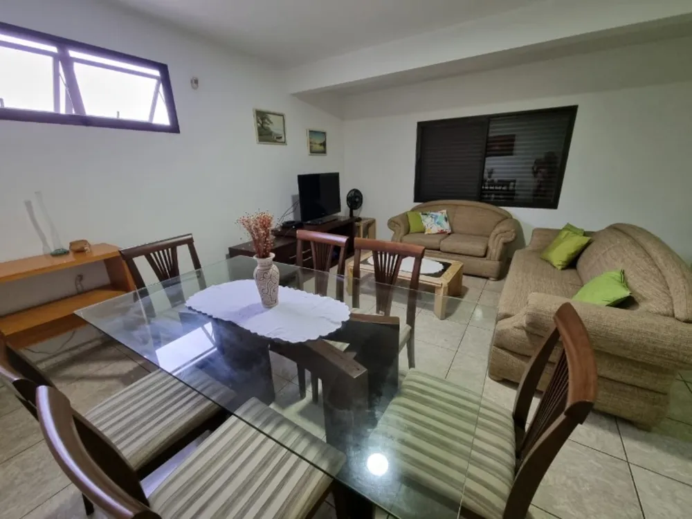 Casa, 4 quartos, 240 m² - Foto 8