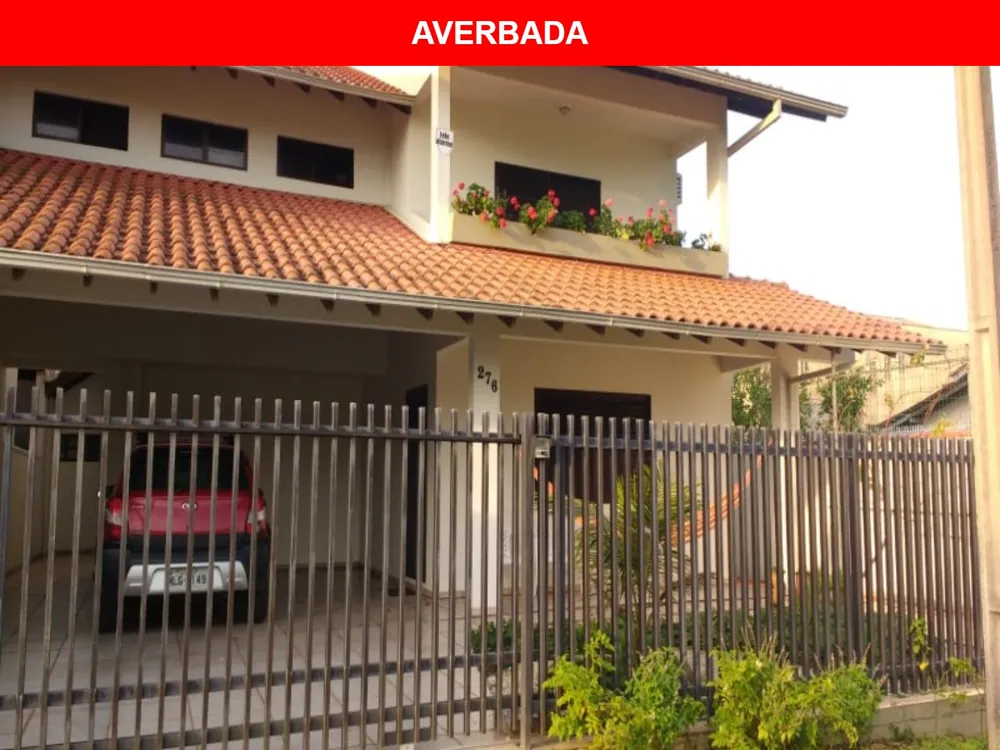Casa, 4 quartos, 240 m² - Foto 1