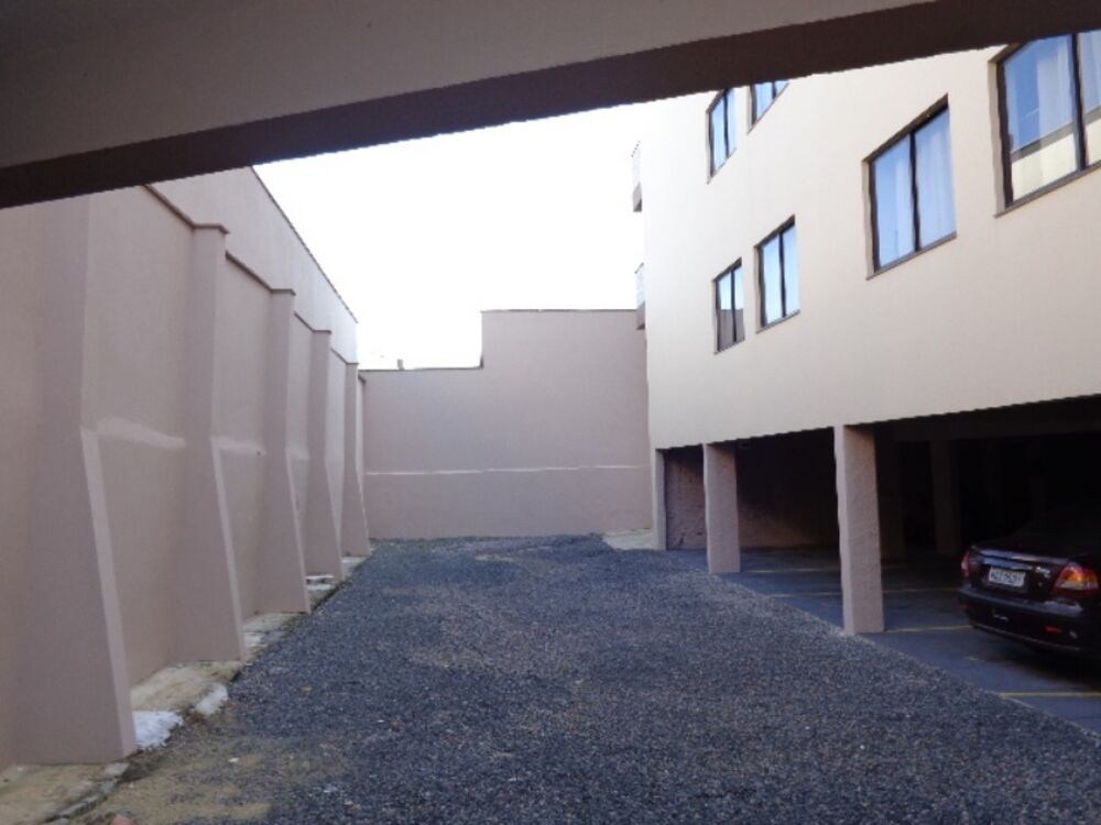 Apartamento à venda com 2 quartos, 72m² - Foto 11