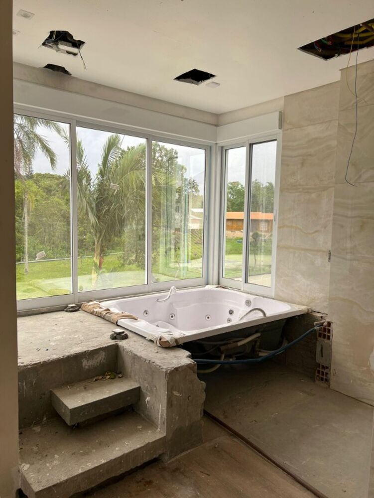 Casa à venda com 3 quartos, 360m² - Foto 4