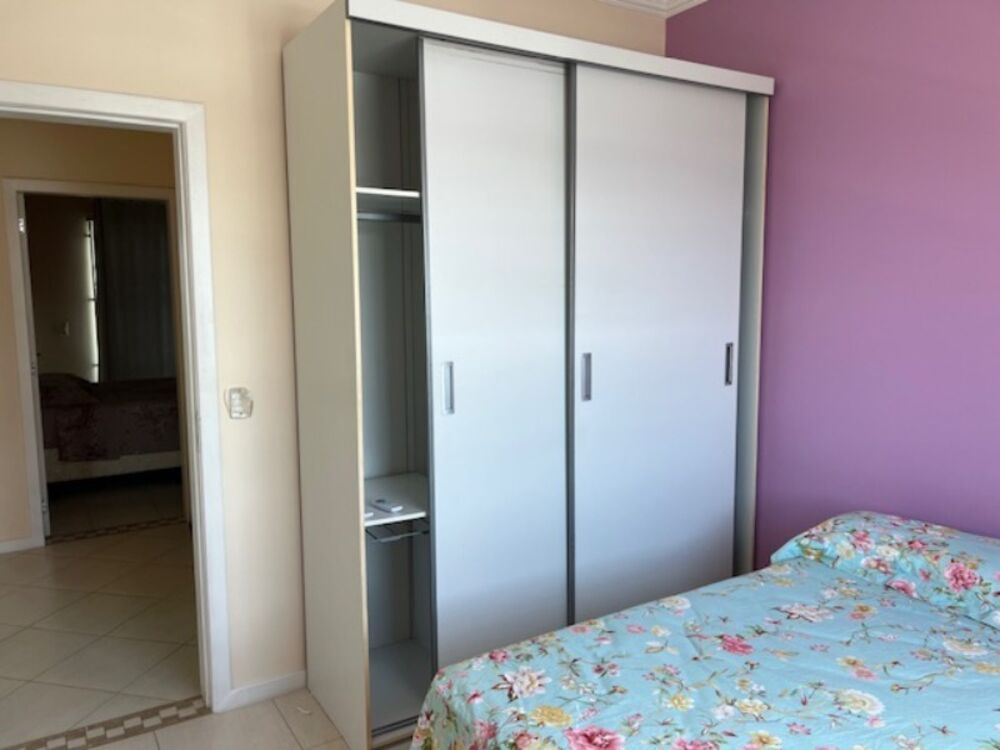 Casa à venda e temporada com 3 quartos, 250m² - Foto 1