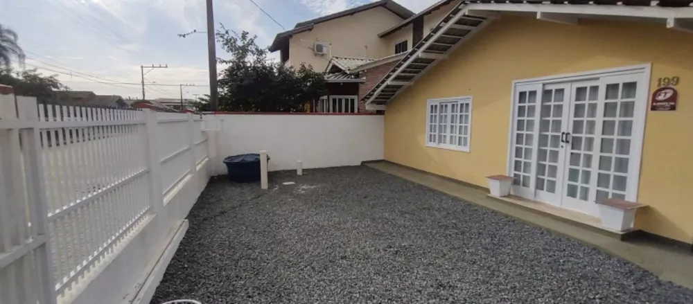 Casa, 3 quartos, 130 m² - Foto 2