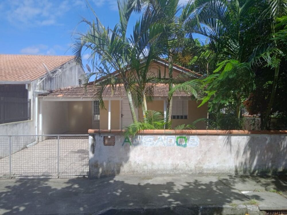Casa para alugar com 2 quartos, 78m² - Foto 2