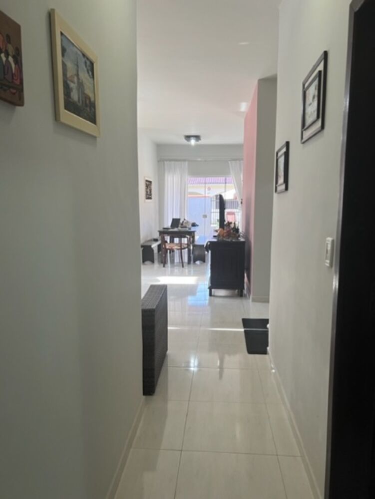 Casa para lancamento com 3 quartos, 150m² - Foto 2