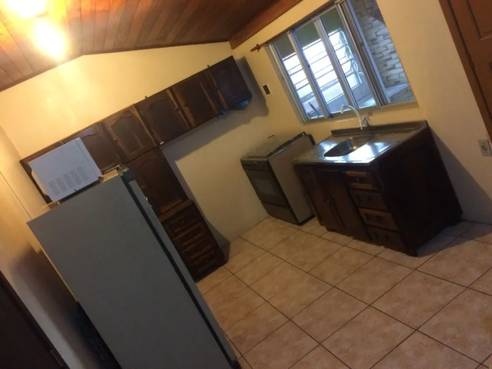 Casa, 6 quartos, 216 m² - Foto 3