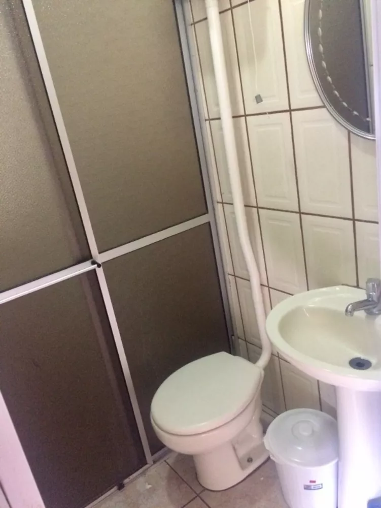 Casa, 6 quartos, 216 m² - Foto 1