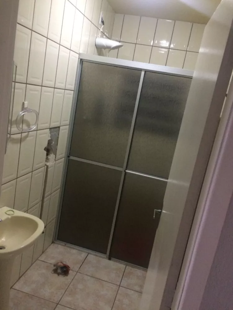 Casa, 6 quartos, 216 m² - Foto 3