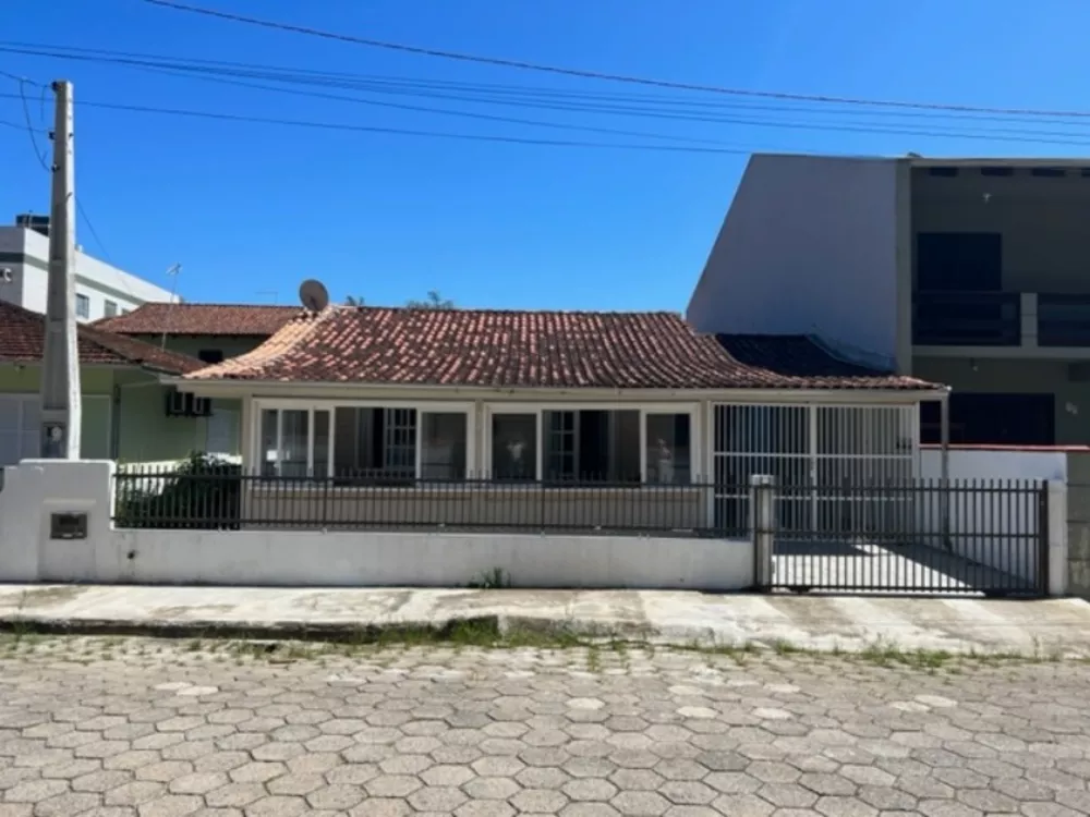 Casa, 5 quartos, 170 m² - Foto 1