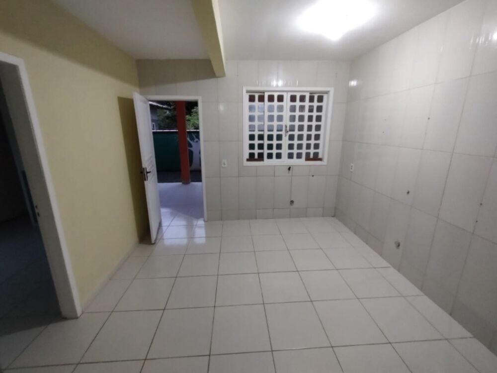 Casa para alugar com 3 quartos, 100m² - Foto 17