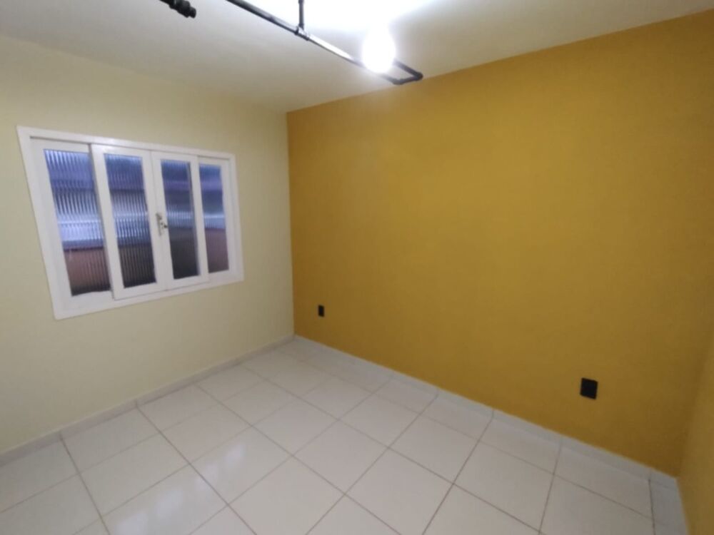 Casa para alugar com 3 quartos, 100m² - Foto 14