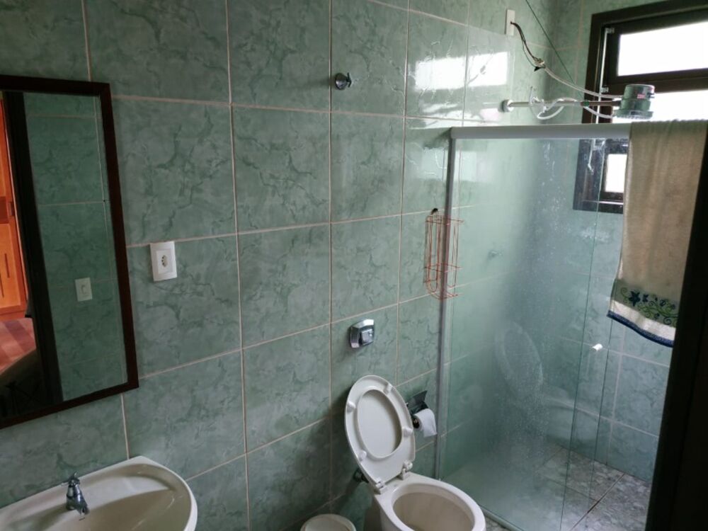Casa à venda com 5 quartos, 256m² - Foto 18