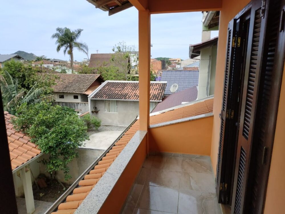Casa à venda com 5 quartos, 256m² - Foto 10
