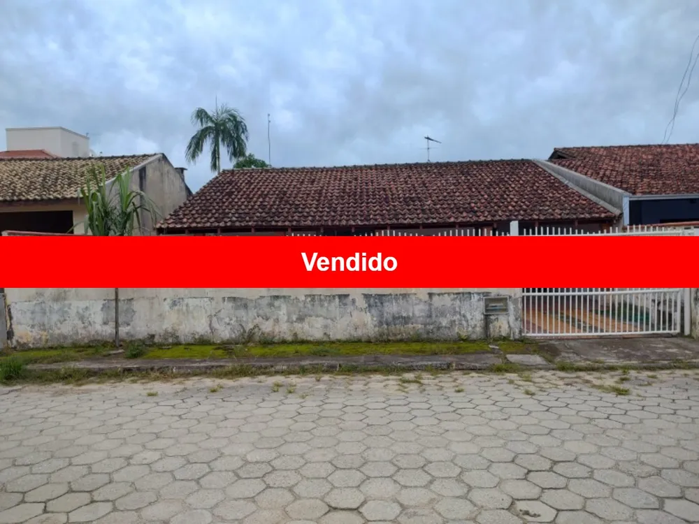 Casa, 3 quartos, 174 m² - Foto 1