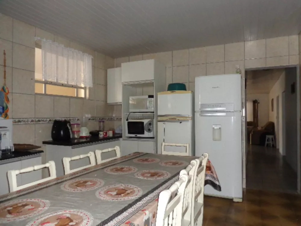 Casa, 5 quartos, 180 m² - Foto 3